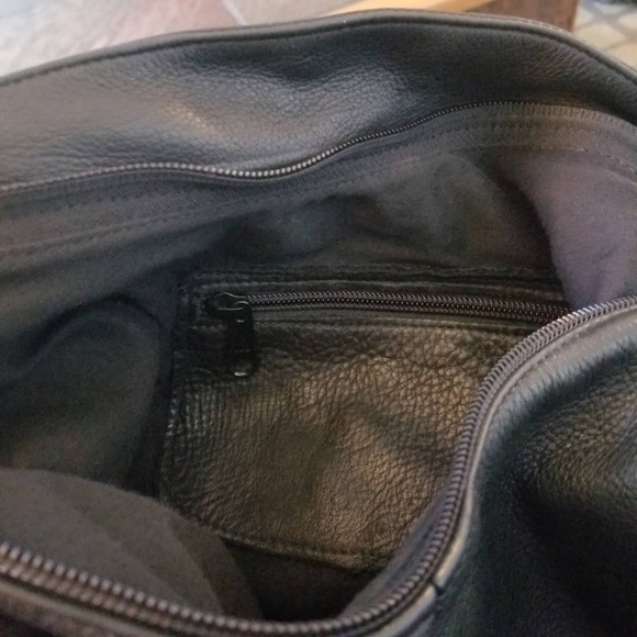 Leather Oversized Multipurpose Handbag - Picture 4 of 5